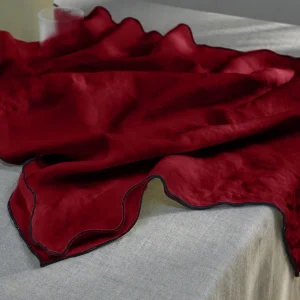 Caminho de mesa borda ponto rolinho em linho lavado bordô