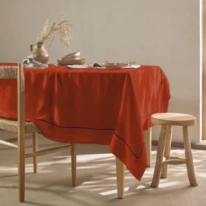 Toalha de mesa retangular sob medida barra bourdon em linho lavado coral