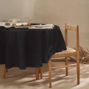 Toalha de mesa oval ponto aberto sob medida em linho lavado preto