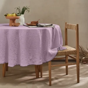 Toalha de mesa oval sob medida com ponto cobertor em linho lavado lilás