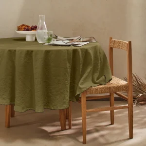 Toalha de mesa redonda com crochê em linho lavado verde azeitona
