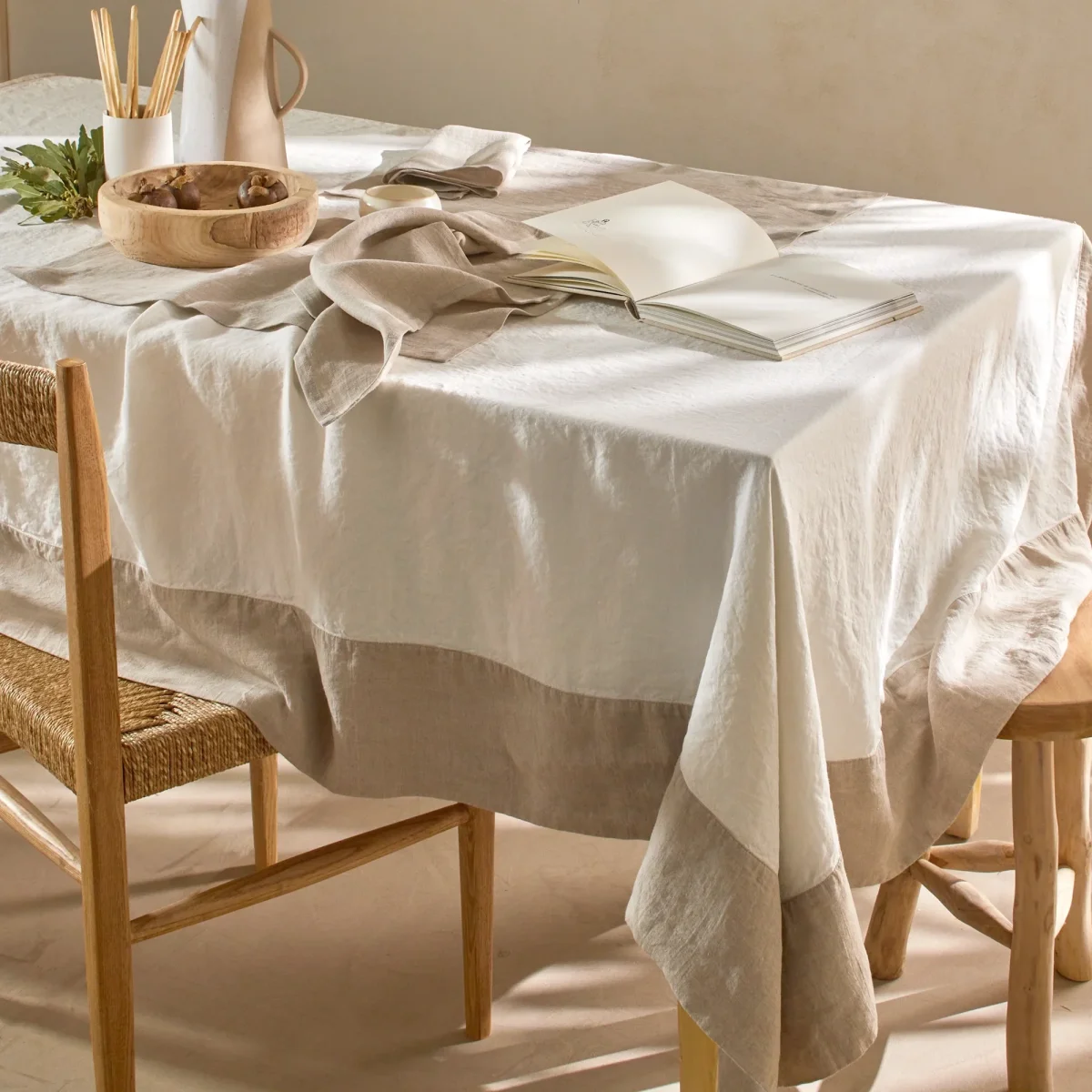 Toalha de mesa rectangular bicolor em linho lavado marfim - Image 3