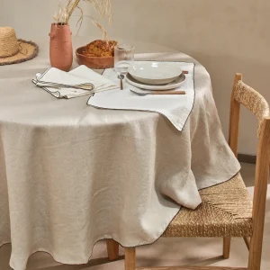 Toalha de mesa redonda com crochê em linho lavado natural