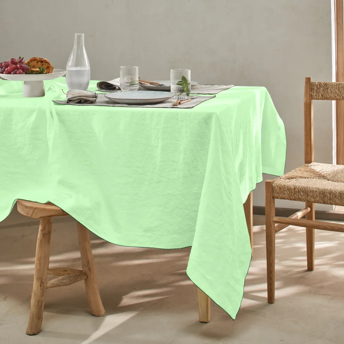 Toalha de mesa rectangular com crochet em linho lavado verde menta - Image 2