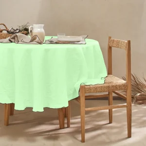 Toalha de mesa oval sob medida bordado rolinho em linho lavado verde menta